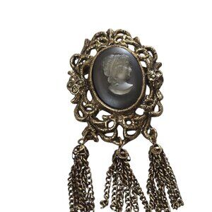 Vintage Women's Dark Antique Gold Cameo Brooch